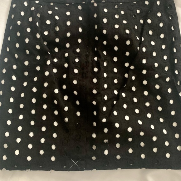 BLACK AND WHITE POLKA DOT MINI SKIRT - Picture 2 of 4